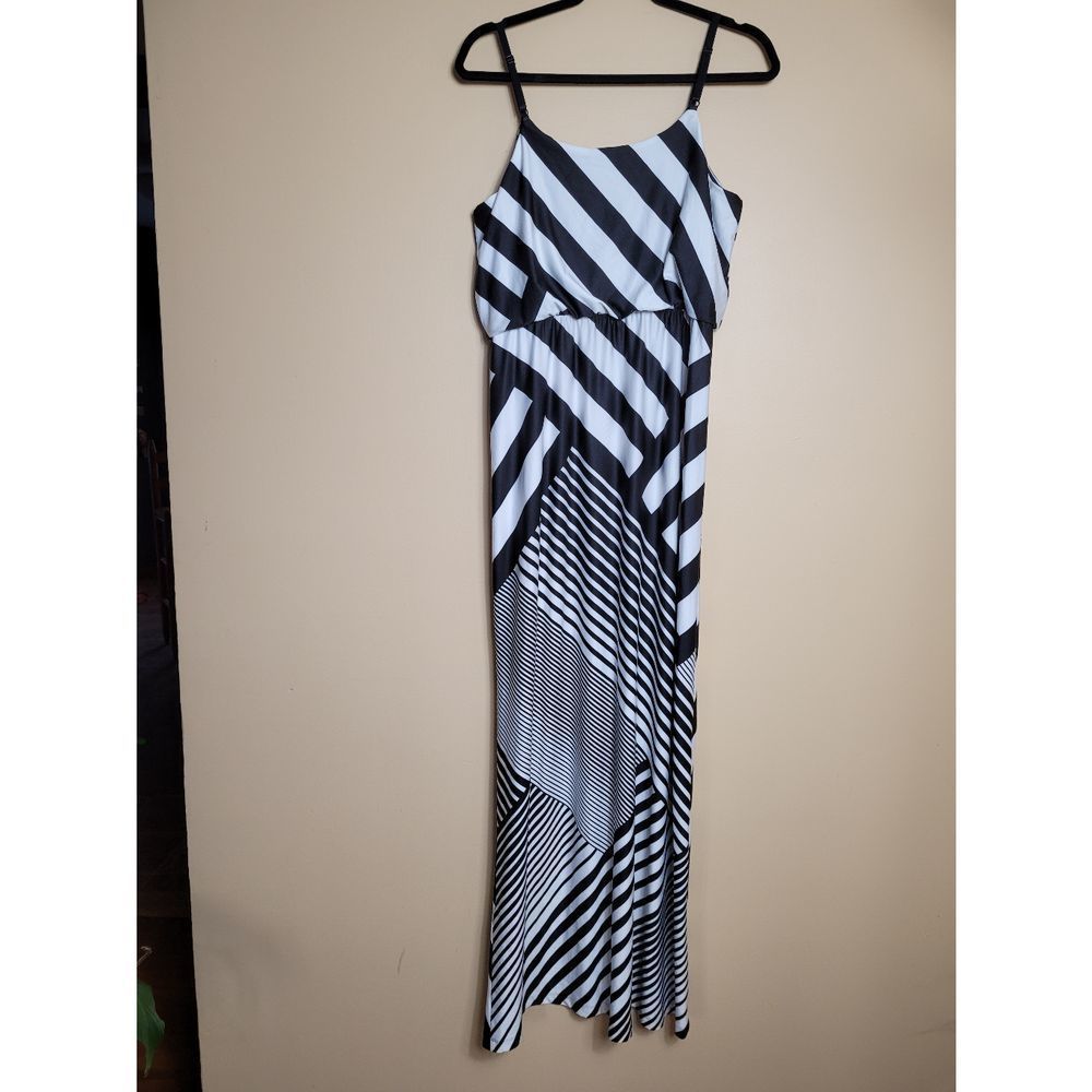 NWT Bailey Girl Maxi Dress